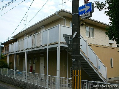 ファミーユ蓮花寺